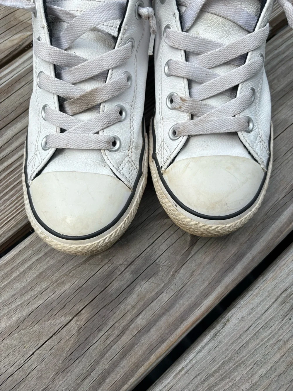 Converse Boys White and Black Leather All Star Low-Top Sneakers Size 6